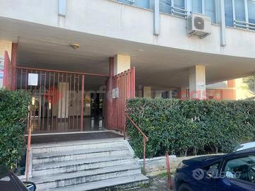 Ufficio Bari [Cod. rif 3295315ACU]