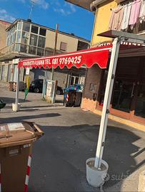 Tenda con chiusure laterali