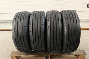 4 gomme 215 60 17 Goodyear estive