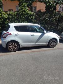 Suzuki Swift 1.3 DDS top 
