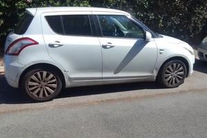 Suzuki Swift 1.3 DDS top 