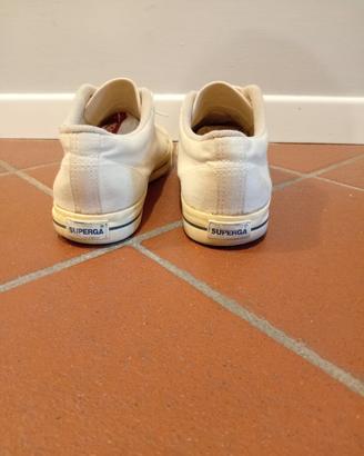 Scarpe Superga vintage