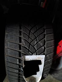 Goodyear invernali dot 2020 Misura 235/40 R 18