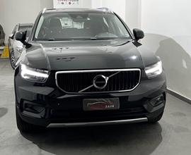 Volvo XC40 D3 AWD Geartronic Momentum Pro//FULL