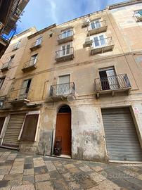 CASA SEMINDIPENDENTE A TRAPANI