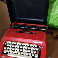 Macchina da scrivere vintage