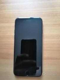 IPhone SE con iPhone XR