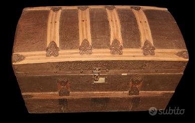 Antico baule ,forziere,da viaggio,fine '800