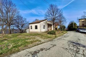 VILLA SINGOLA A LUGAGNANO VAL D'ARDA