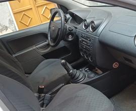 FORD Fiesta 5ª serie - 2002