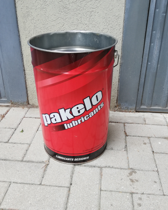 Pakelo bidone di latta in metallo