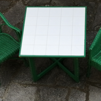 Tavolino con due poltroncine