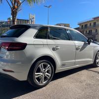 Audi A3 1.6 TDI 116 CV Business 2017 promo