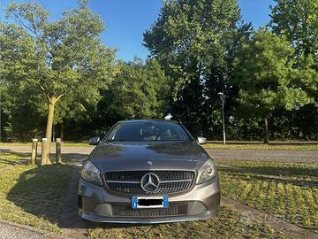 Mercedes classe  A160 Benzina Neopatentati