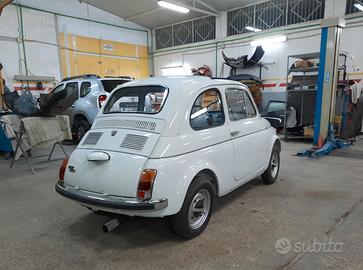 Fiat 500L d'epoca 