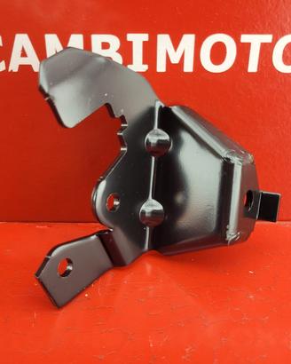SUPPORTO POGGIAPIEDI APRILIA SCARABEO ENG