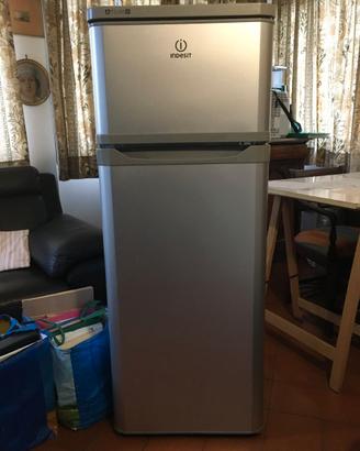 Frigorifero congelatore Indesit