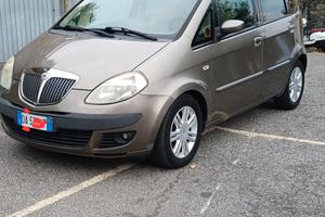 Lancia Musa automatica 1.3 anche per disabili