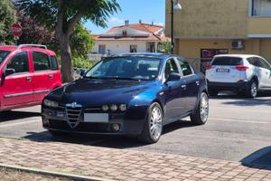 Alfa 159 1.9jtdm 150cv sedan km0