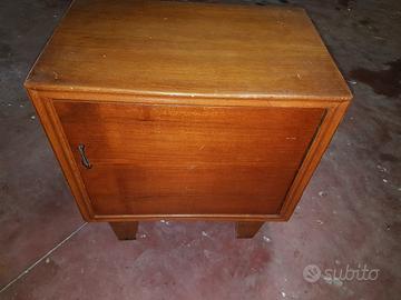 Armadietto Comò d'epoca