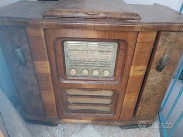 MOBILE BAR con radio e giradischi