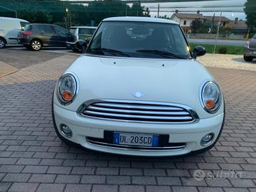 Mini 1.4 16V One Chili