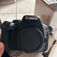 Canon  EOS 550D+ teleobiettivo+ borsa