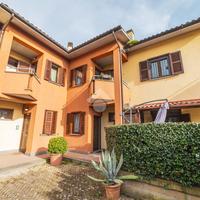 VILLA A SCHIERA A CELLENO