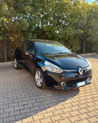 Renault Clio 1.5 dci 90 CV nera km 260000