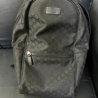 Gucci zaino nero