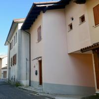 CASA IN LINEA CON VISTA SULLA VALLATA: il tuo r...