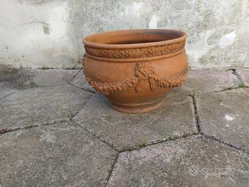 Vaso antico in terracotta 
