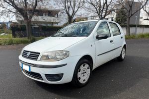 Fiat Punto 1.9 JTD 5 porte N1