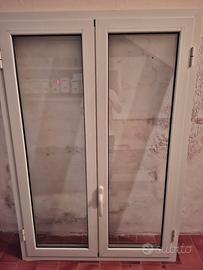 finestre a doppia anta betente