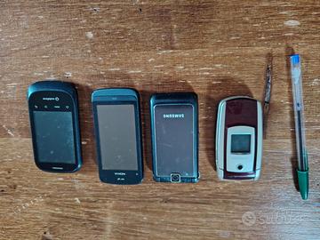 Vecchi telefoni vari