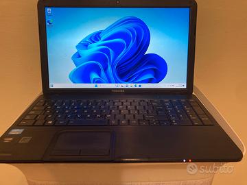 Notebook Toshiba Satellite C850 - 1P6