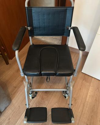 Sedia rotelle wc