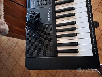 Alesis Melody 61 - Pianola per Principianti