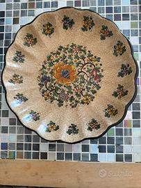 Piatto di  C.A Capanelli in ceramica di Gubbio