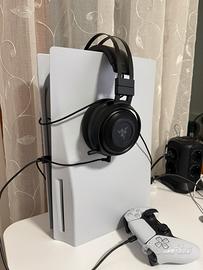 PS5 Standard edition + 2 controller + 69 giochi