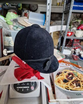 casco per equitazione