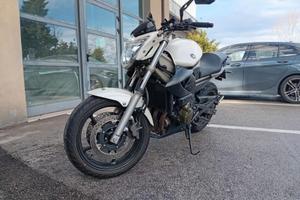 Moto Yamaha Xj6