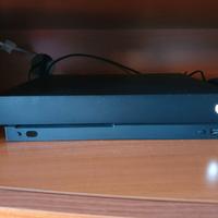 Xbox one x 1TB