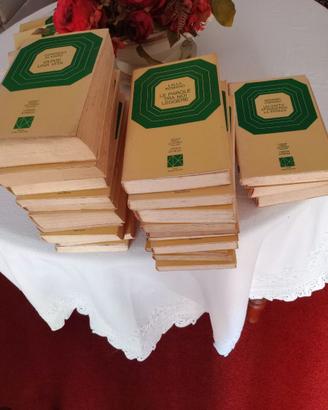 Vintage lotto 31 libri serie 'Premio Strega'