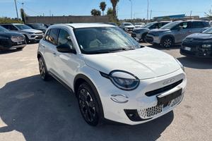 Fiat 600 Hybrid 100 CV DCT MHEV La Prima