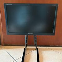 Monitor Samsung 19” regolabile in altezza VGA
