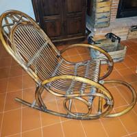Sedia a dondolo vimini