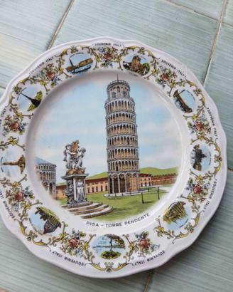Splendido piatto souvenir vintage da collezione