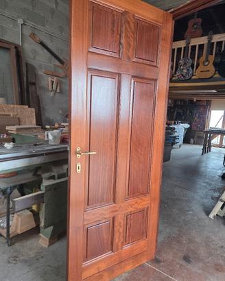 porta legno pieno in Iroko