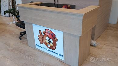 bancone da reception 